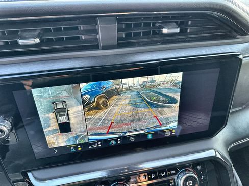 Used 2022 GMC Sierra 1500 AT4X image 29