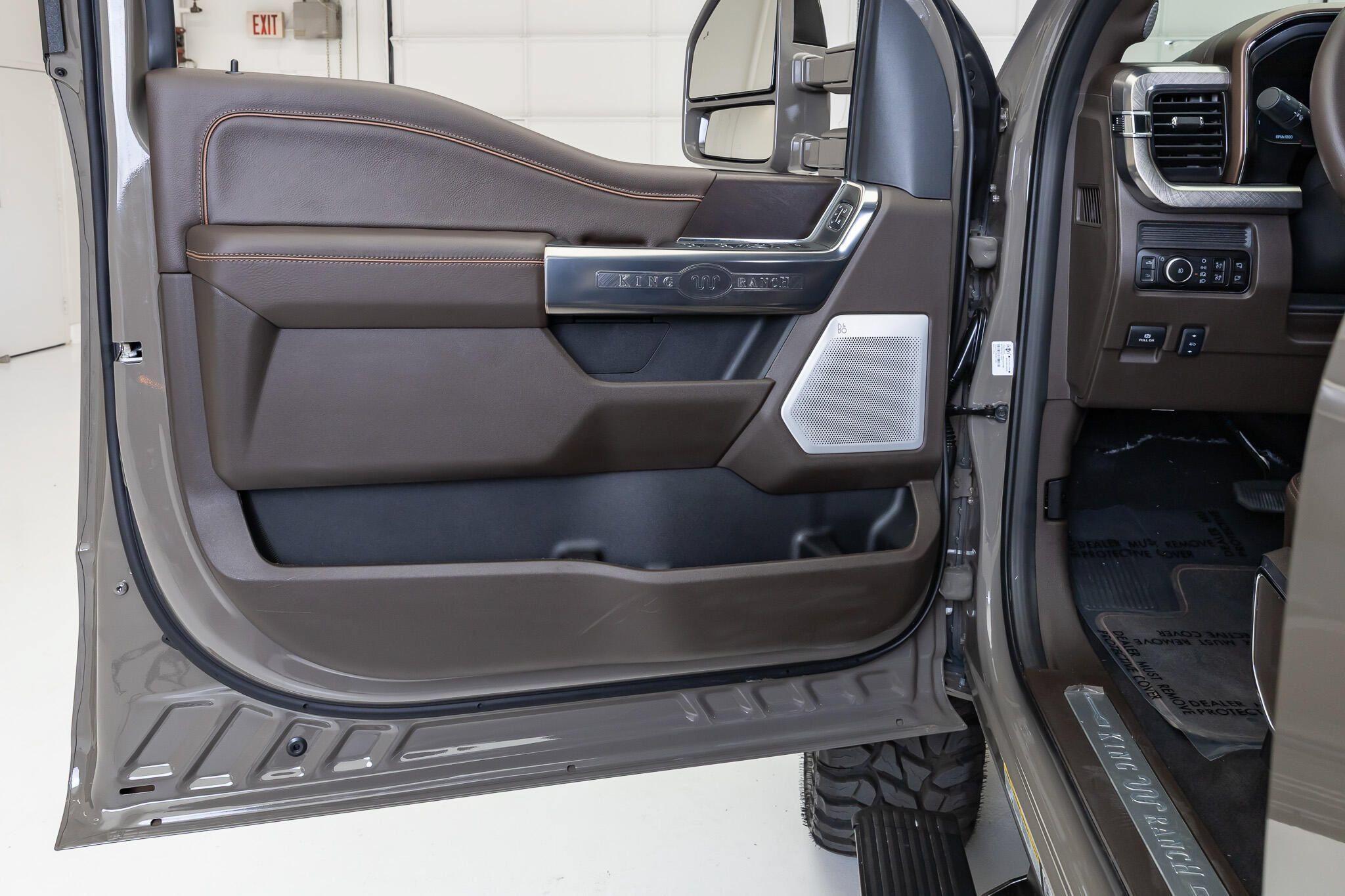 Used 2026 Ford F450 King Ranch w/ Chrome Package AWD/4WD image 43