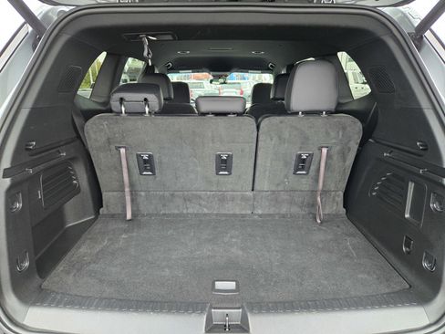 Certified 2025 Buick Enclave Sport Touring image 9