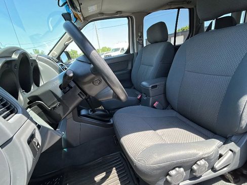 Used 2004 Nissan Xterra XE RWD image 10