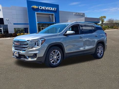 Used 2023 GMC Terrain SLT AWD/4WD image 34