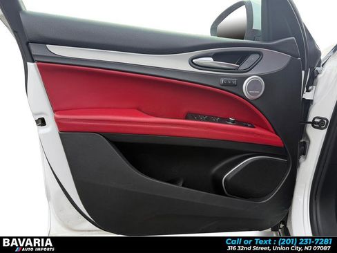 Used 2018 Alfa Romeo Stelvio Ti Sport image 11