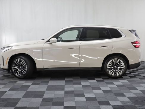 Certified 2025 BMW X3 xDrive30 w/ Convenience Package AWD/4WD image 4