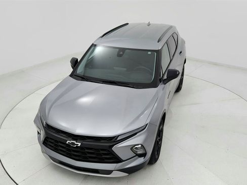 Used 2024 Chevrolet Blazer LT w/ Midnight/Sport Edition FWD image 13