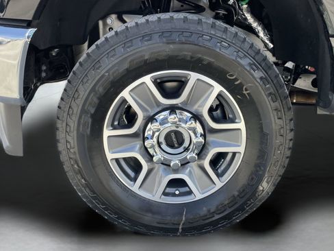 New 2026 Ford F250 Lariat image 37