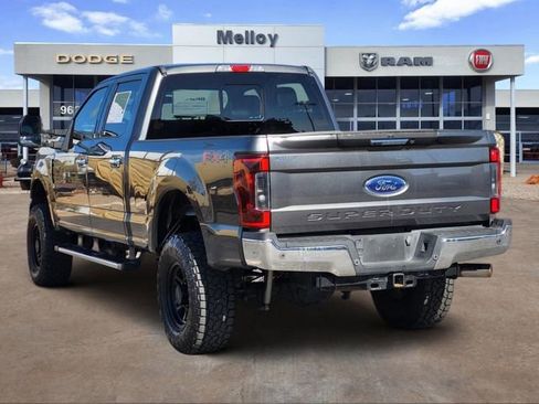 Used 2019 Ford F250 Lariat w/ Chrome Package image 4