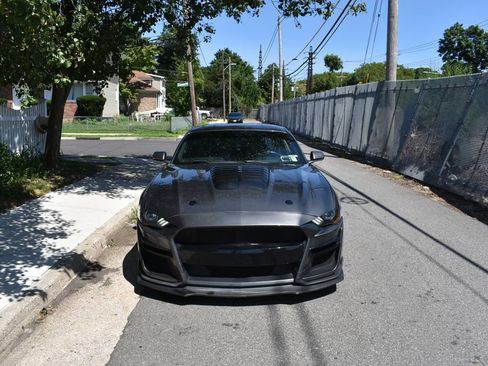 Used 2019 Ford Mustang GT w/ GT Performance Package RWD image 3