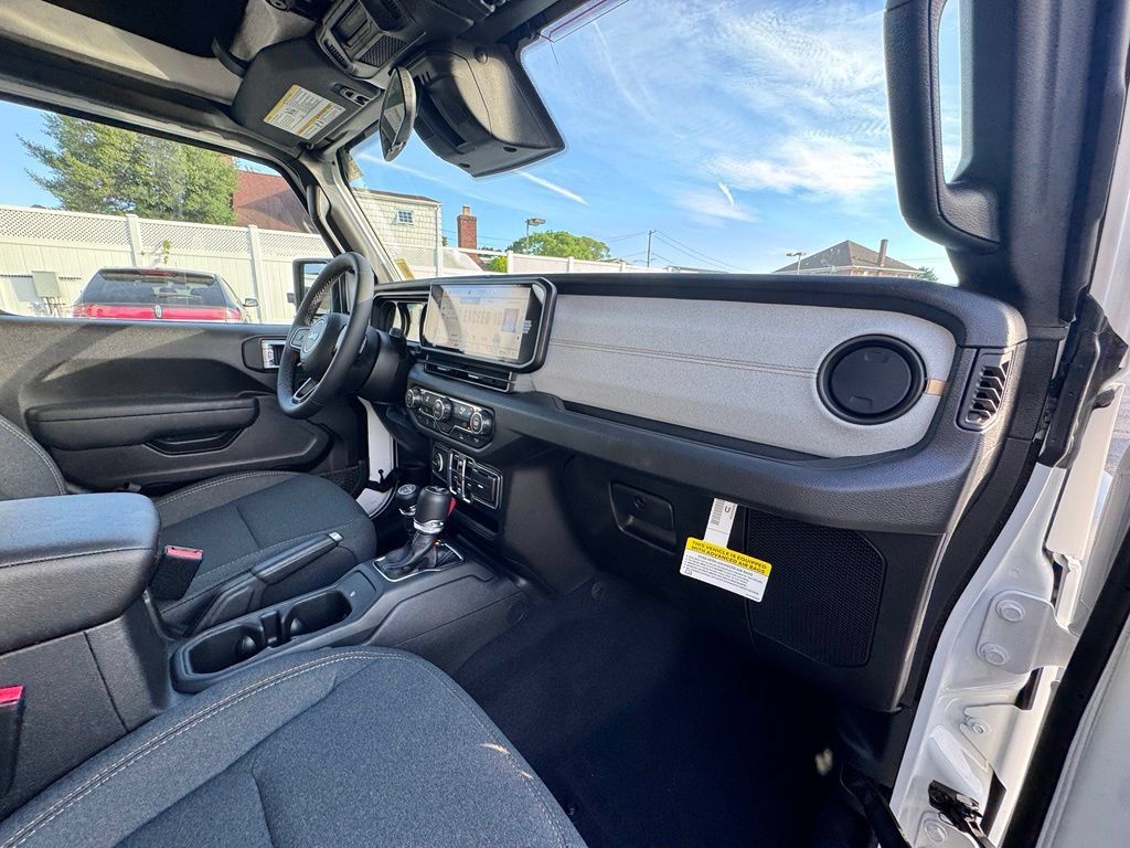 New 2026 Jeep Wrangler Unlimited Sport AWD/4WD image 17