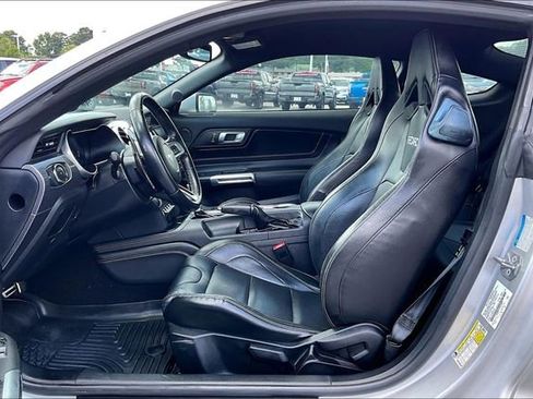 Used 2019 Ford Mustang GT Premium w/ GT Performance Package RWD image 18