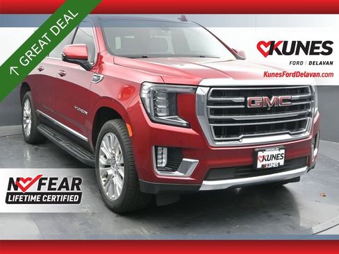 Used 2021 GMC Yukon XL SLT image 1