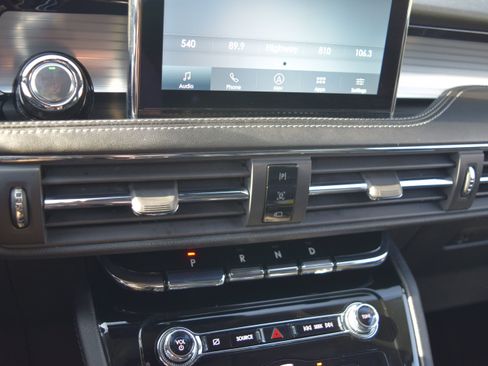 Used 2022 Lincoln Corsair AWD w/ Equipment Group 101A image 13