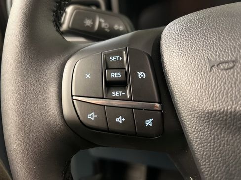 New 2025 Ford Maverick XLT w/ XLT Luxury Package image 18