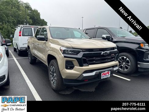 Used 2023 Chevrolet Colorado Z71 w/ Z71 Convenience Package 2 AWD/4WD image 1