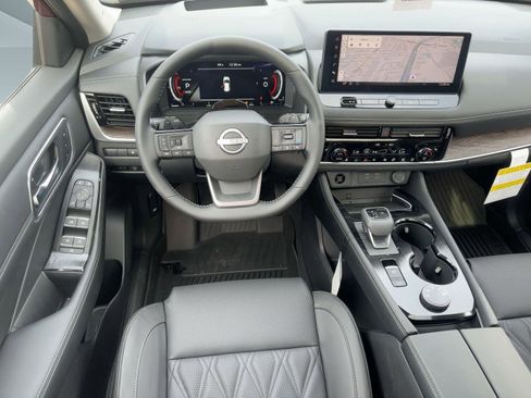 New 2026 Nissan Rogue Platinum w/ Tech Package image 28