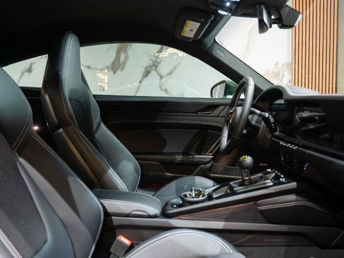 Used 2026 Porsche 911 GT3 RWD image 40