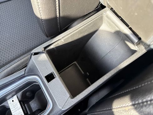 Used 2024 Jeep Compass Latitude image 25