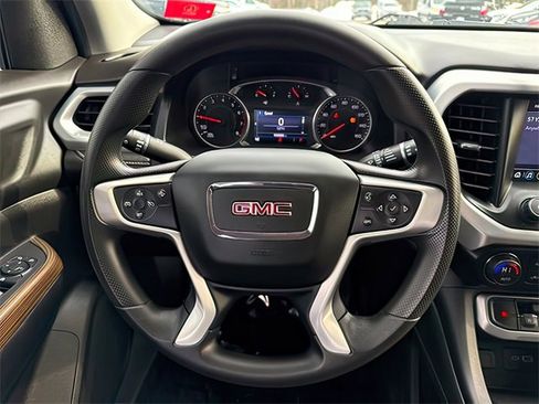 Used 2021 GMC Acadia SLE image 24