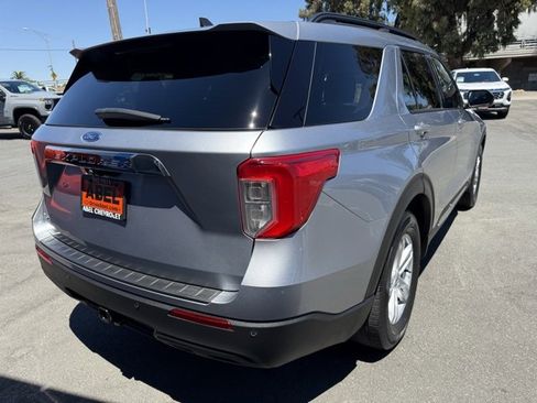 Used 2022 Ford Explorer XLT w/ Class IV Trailer Tow Package image 9