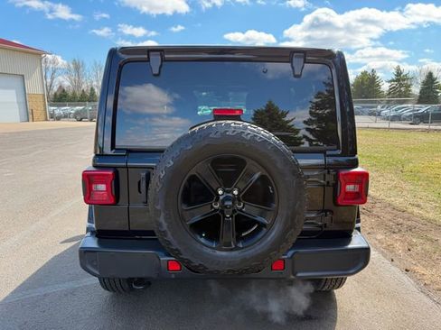 Used 2021 Jeep Wrangler Sahara image 2