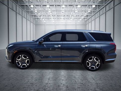 Used 2024 Hyundai Palisade Limited AWD/4WD image 2