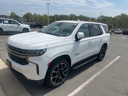 Used 2022 Chevrolet Tahoe RST w/ Luxury Package image 3