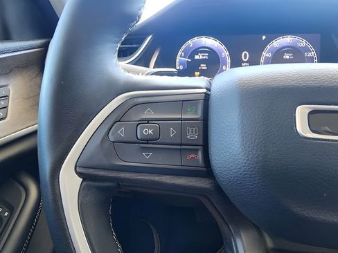 Used 2022 Jeep Grand Cherokee L Limited w/ Luxury Tech Group II image 30