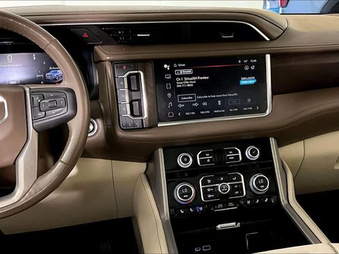 Certified 2023 GMC Yukon XL Denali image 6