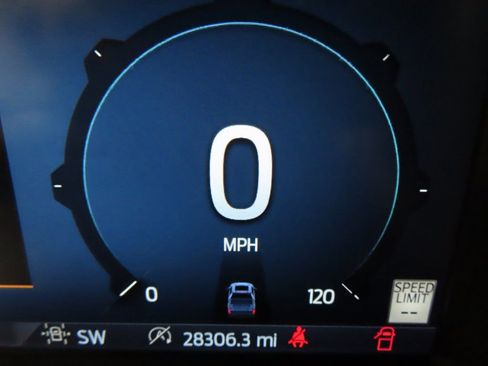 Used 2024 Ford F150 Lariat image 12