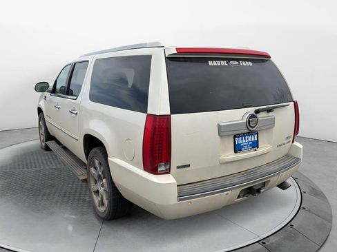 Used 2011 Cadillac Escalade ESV Premium image 7
