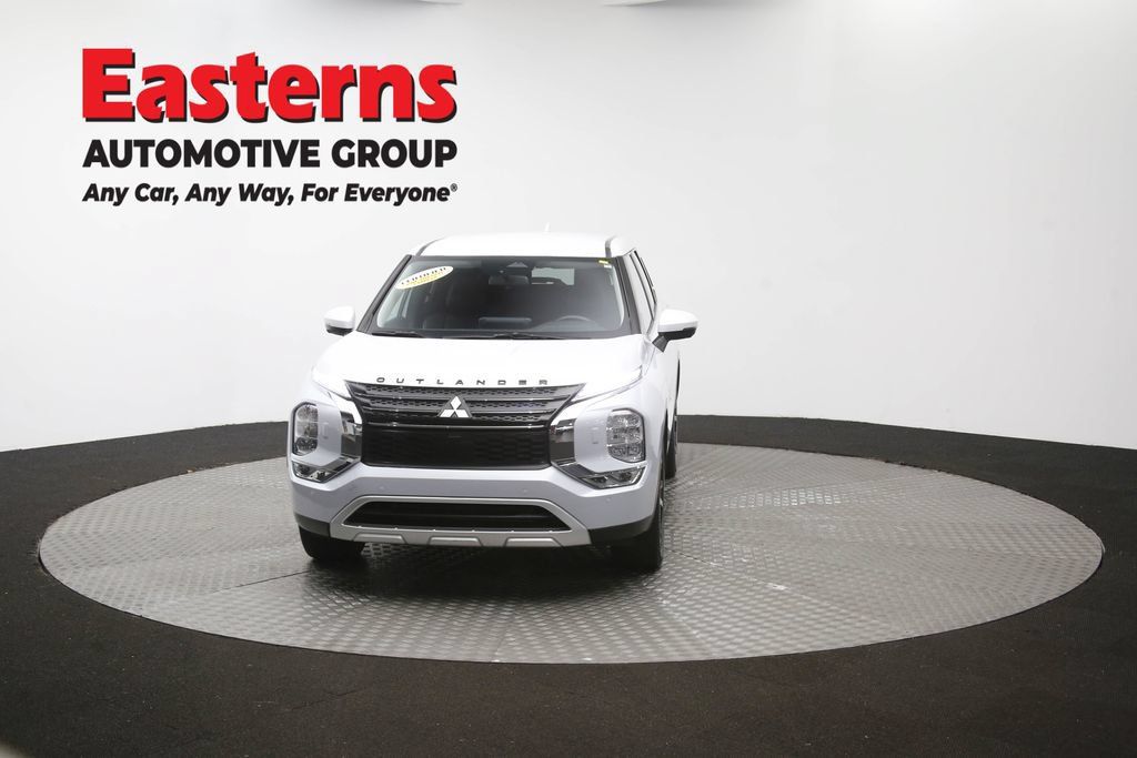 Used 2024 Mitsubishi Outlander SE AWD/4WD image 52