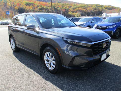 Certified 2024 Honda CR-V LX image 3