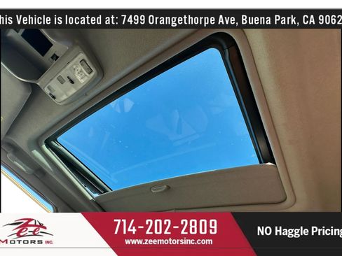 Used 2002 Toyota 4Runner SR5 AWD/4WD image 28