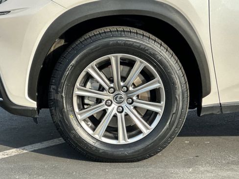 Used 2018 Lexus NX 300h AWD image 31