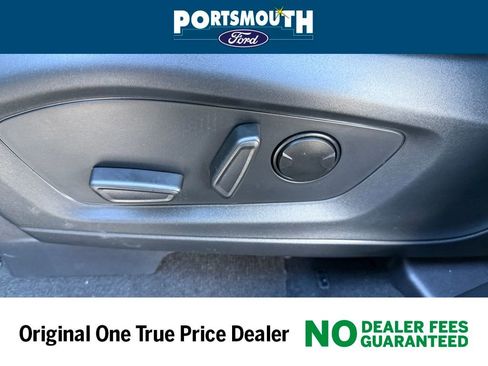 New 2026 Ford Explorer Active image 25