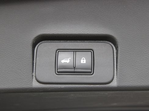 Certified 2021 Nissan Rogue SL image 6