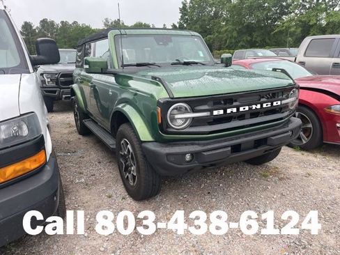 Used 2023 Ford Bronco Outer Banks AWD/4WD image 1