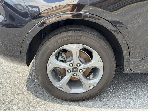 Used 2023 Ford Escape ST-Line Select AWD/4WD image 12