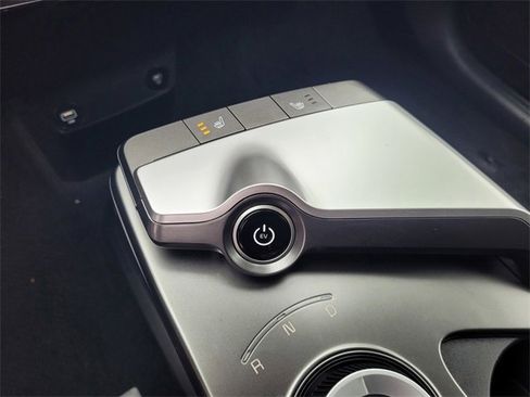 Used 2024 Kia EV6 Light image 15