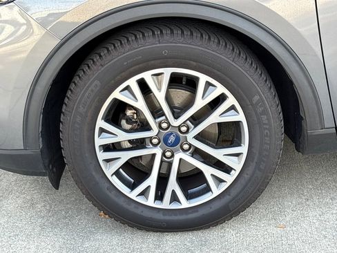 Used 2021 Ford Escape SEL w/ Technology Package image 11