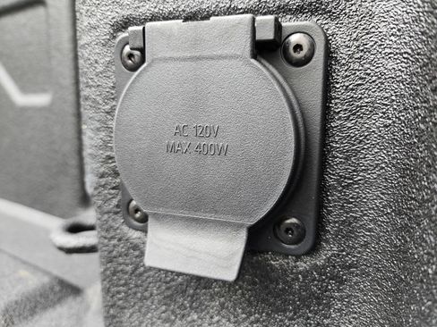 Used 2024 GMC Sierra 2500 Denali w/ Denali Reserve Package image 33