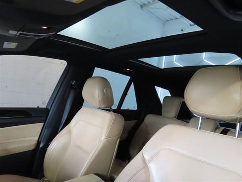 Used 2019 Mercedes-Benz GLE 400 4MATIC w/ Premium 3 Package image 19