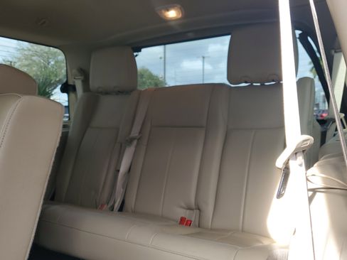 Used 2010 Ford Expedition Eddie Bauer image 12