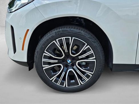 Certified 2025 BMW X3 xDrive30i w/ Premium Package image 18
