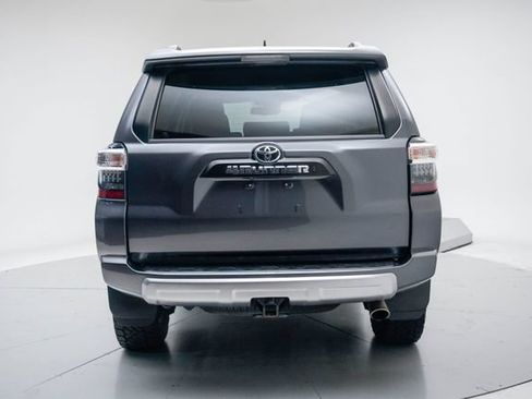 Used 2021 Toyota 4Runner TRD Off-Road Premium w/ Moonroof Package AWD/4WD image 22