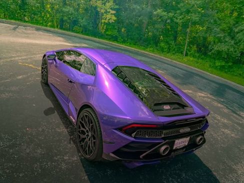 Used 2021 Lamborghini Huracan EVO RWD image 35