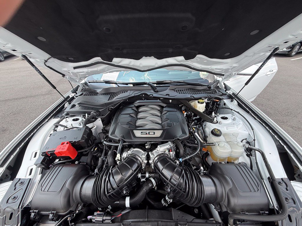 Used 2025 Ford Mustang GT Premium RWD image 31