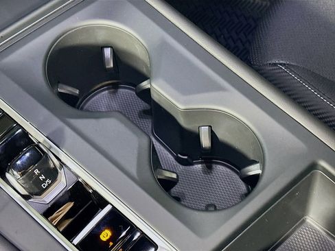 New 2025 Volkswagen Atlas Cross Sport SE image 15