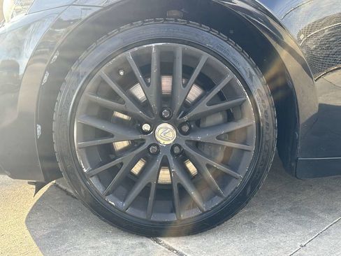 Used 2016 Lexus IS 300 AWD w/ Navigation System Package image 9