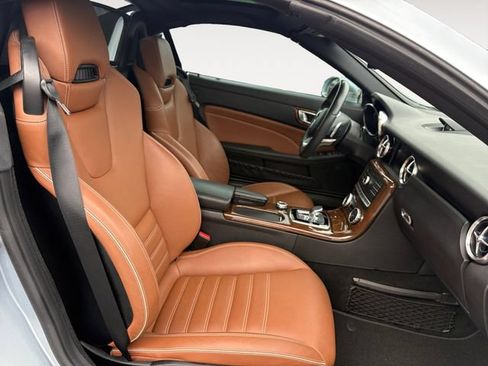 Used 2017 Mercedes-Benz SLC 300 image 14