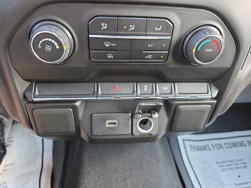 Used 2020 Chevrolet Silverado 1500 Custom image 27